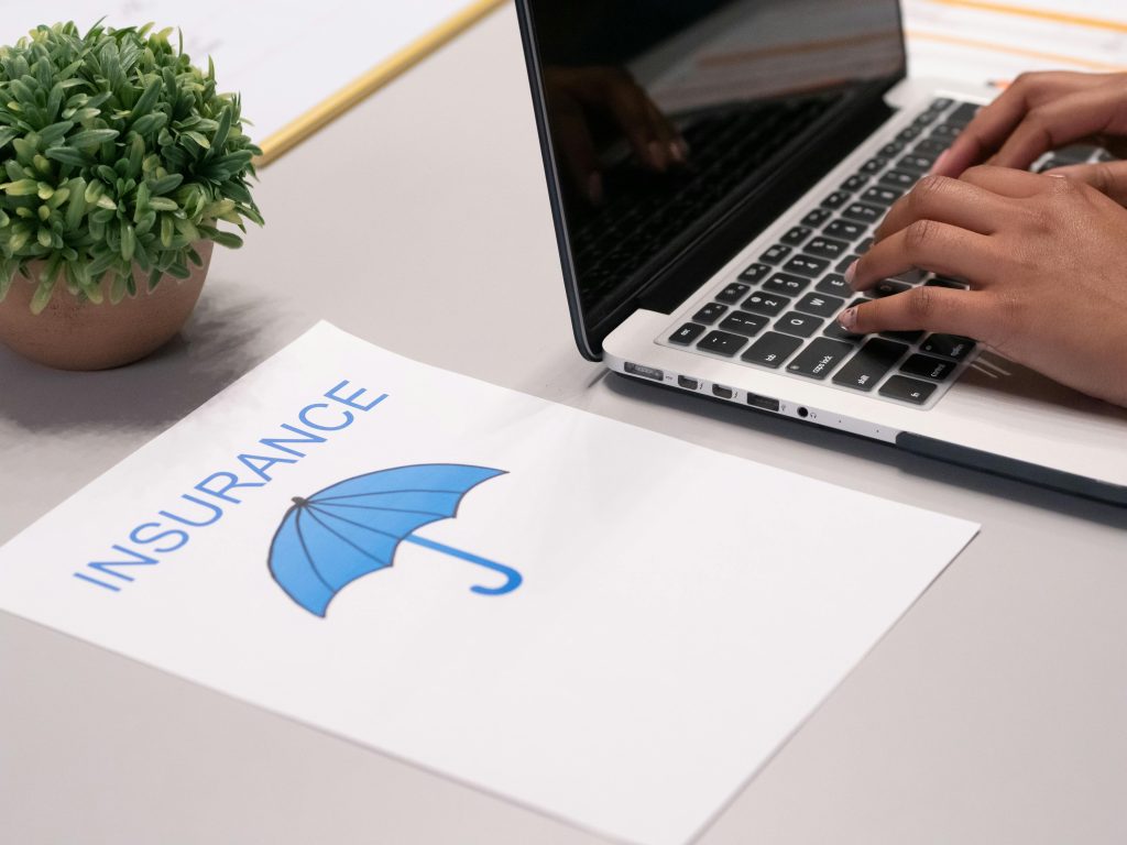 US Insurance Outlook 2026: Climate, AI, Cyber Shift